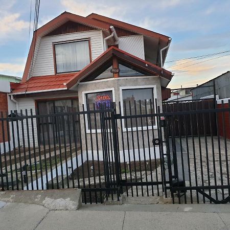 La Casa Guesthouse بونتا أريناس المظهر الخارجي الصورة
